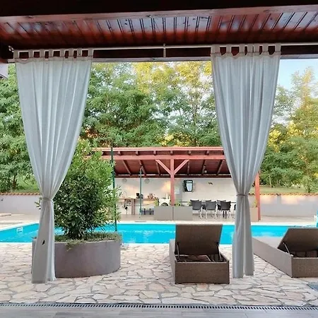 Family Friendly House With A Swimming Pool Blaskovici, Istria - Sredisnja Istra - 24748 *